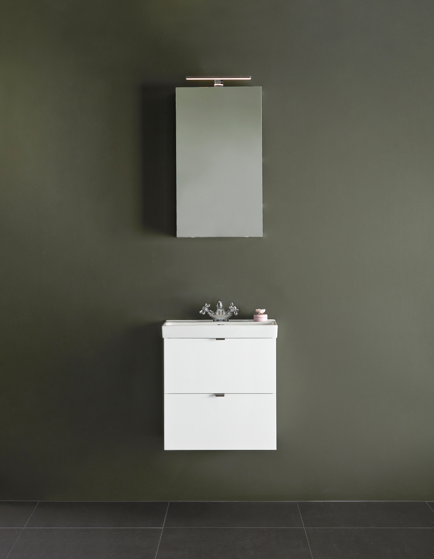 TVÄTTSTÄLLSSKÅP HAFA NEAT LÅDOR VIT 550 MED TVÄTTSTÄLL