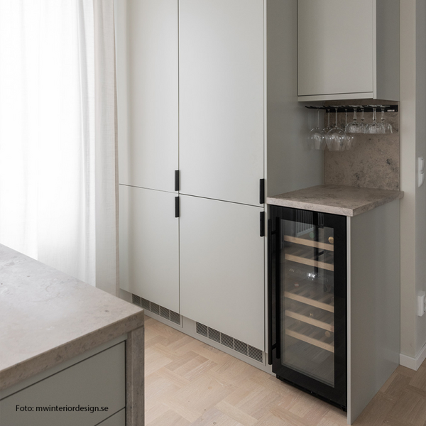 HANDTAG BESLAG DESIGN LIP-120 SVART