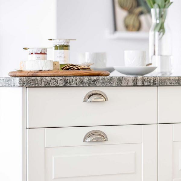 SKÅLHANDTAG 3922-64 FÖRNICKLAD