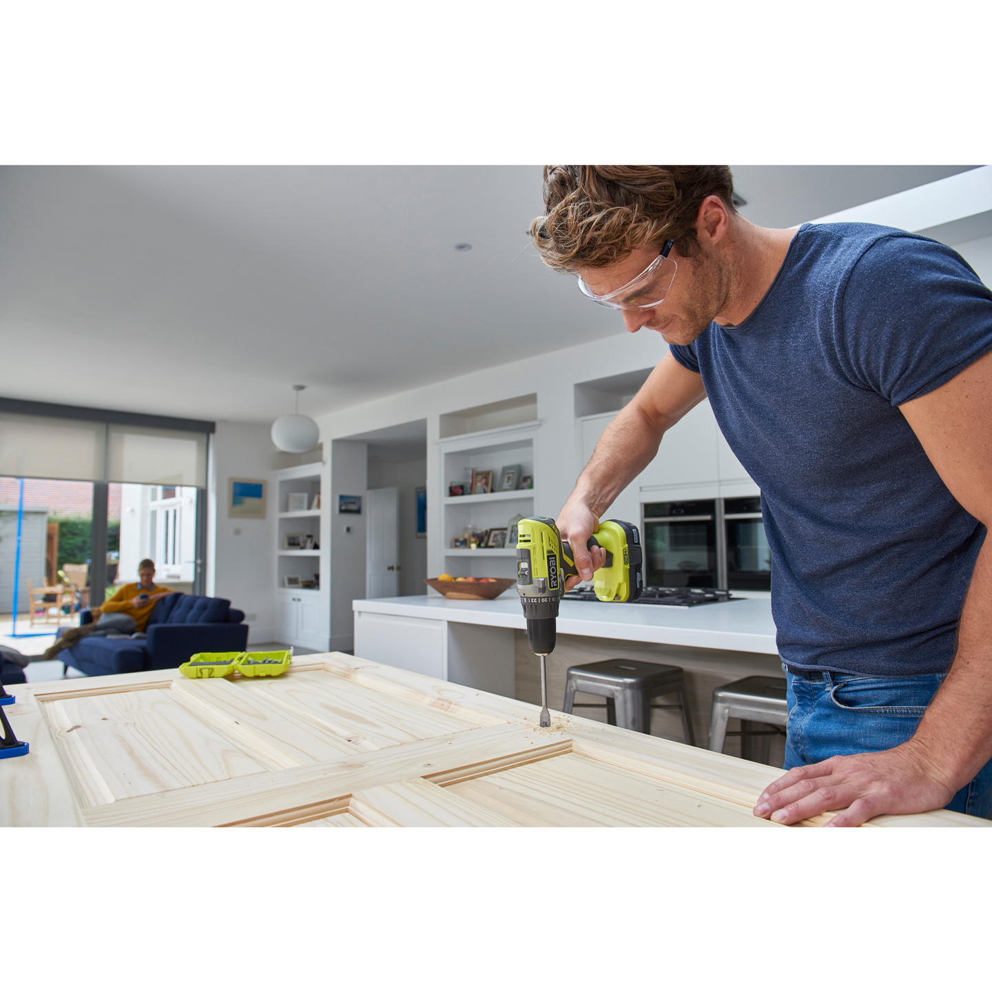 HANTVERKARKIT RYOBI RCK184-252S, ONE+