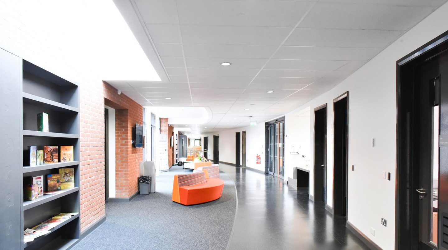 AKUSTIKTAK ECOPHON GEDINA A 60X60 VIT VIT NE 15MM T24 14,4M²