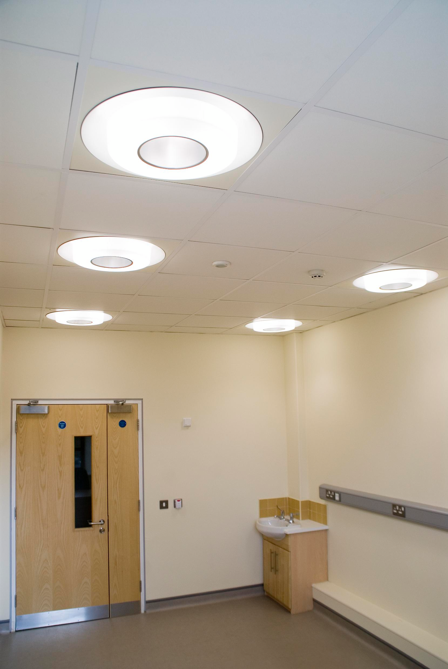 AKUSTIKTAK MASTER A 60X60 VIT 40MM T15/T24 7,2M²