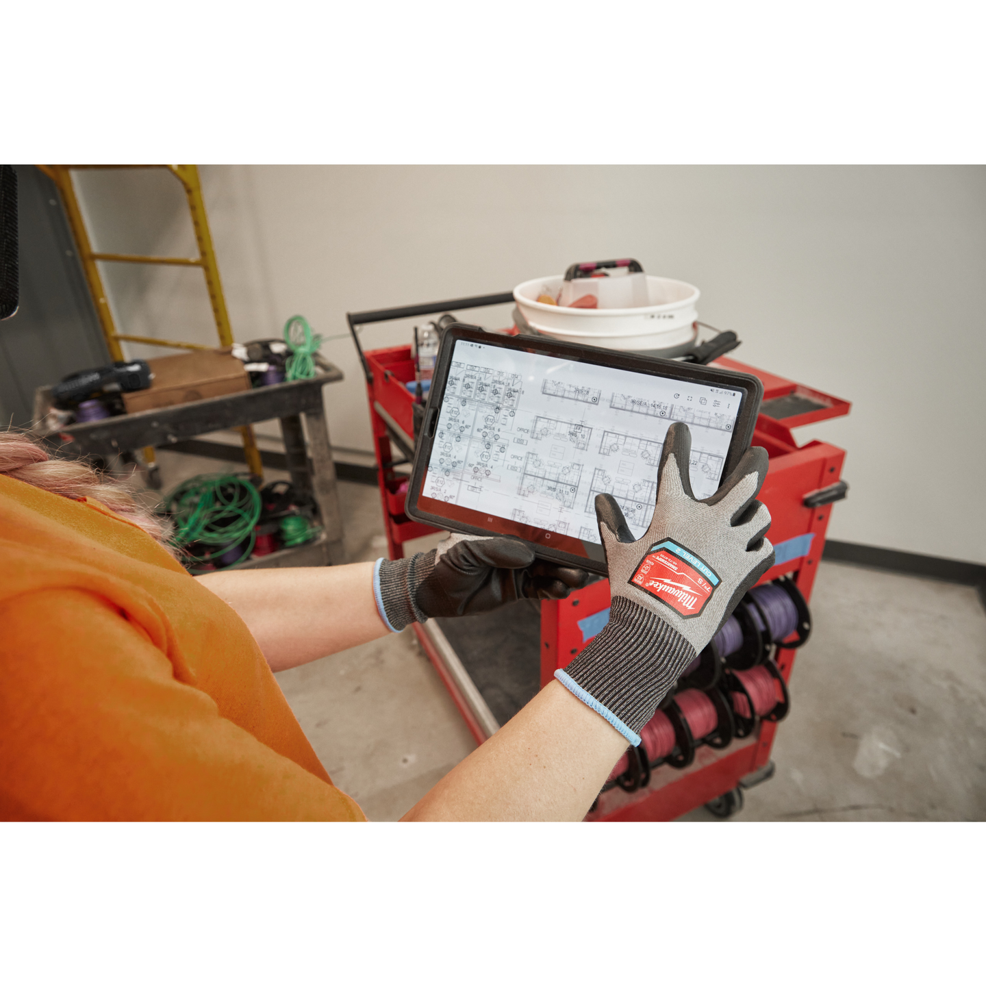 HANDSKE MILWAUKEE HI-DEX SKÄRSKYDD B M/8