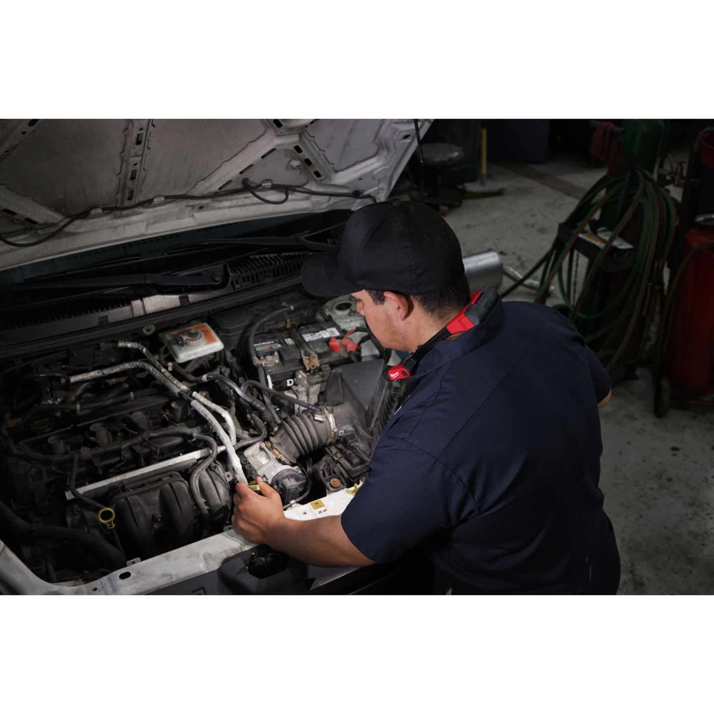 NACKLAMPA MILWAUKEE L4 NL400-301