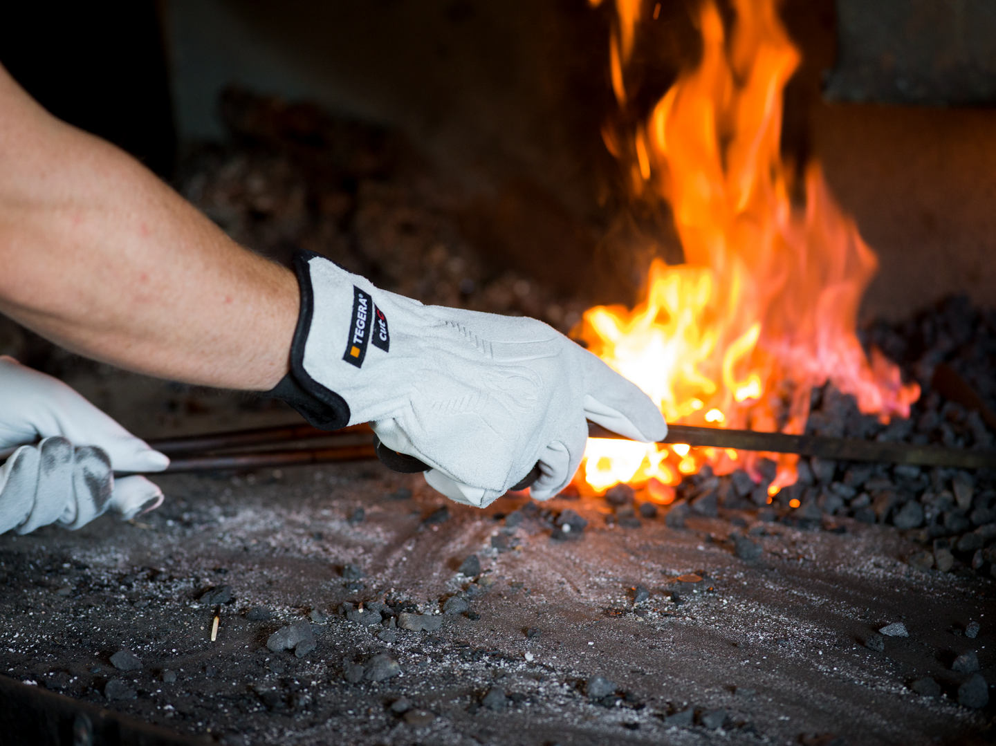 Lämpösuojakäsineet TEGERA 7780