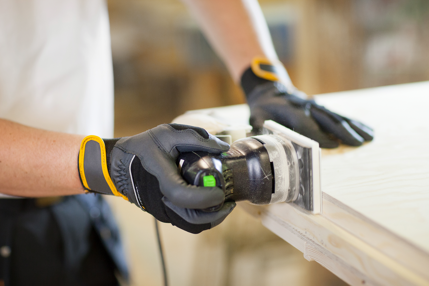 MONTAGEHANDSKE 9105 TEGERA 10 KARDBORRKNÄPPNING