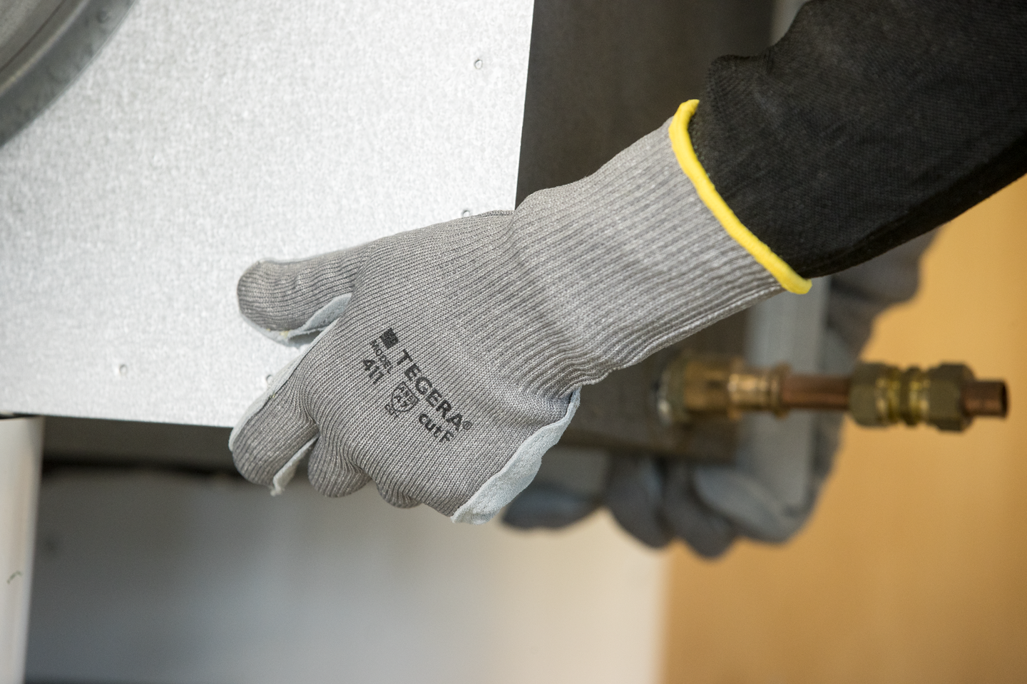 Synteettiset käsineet Tegera 411 CRF koko 6