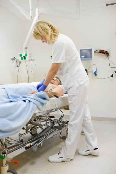 SKO JALAS 5012 MENU VIT 40