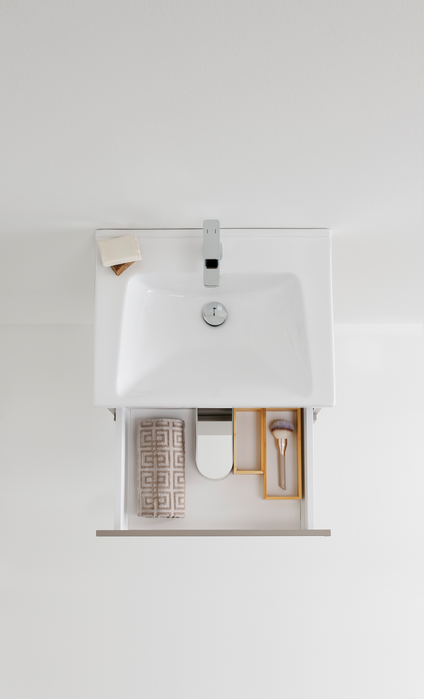 KOMMOD HAFA CLAY 600 MÖRK BEIGE M, TVÄTTSTÄLL