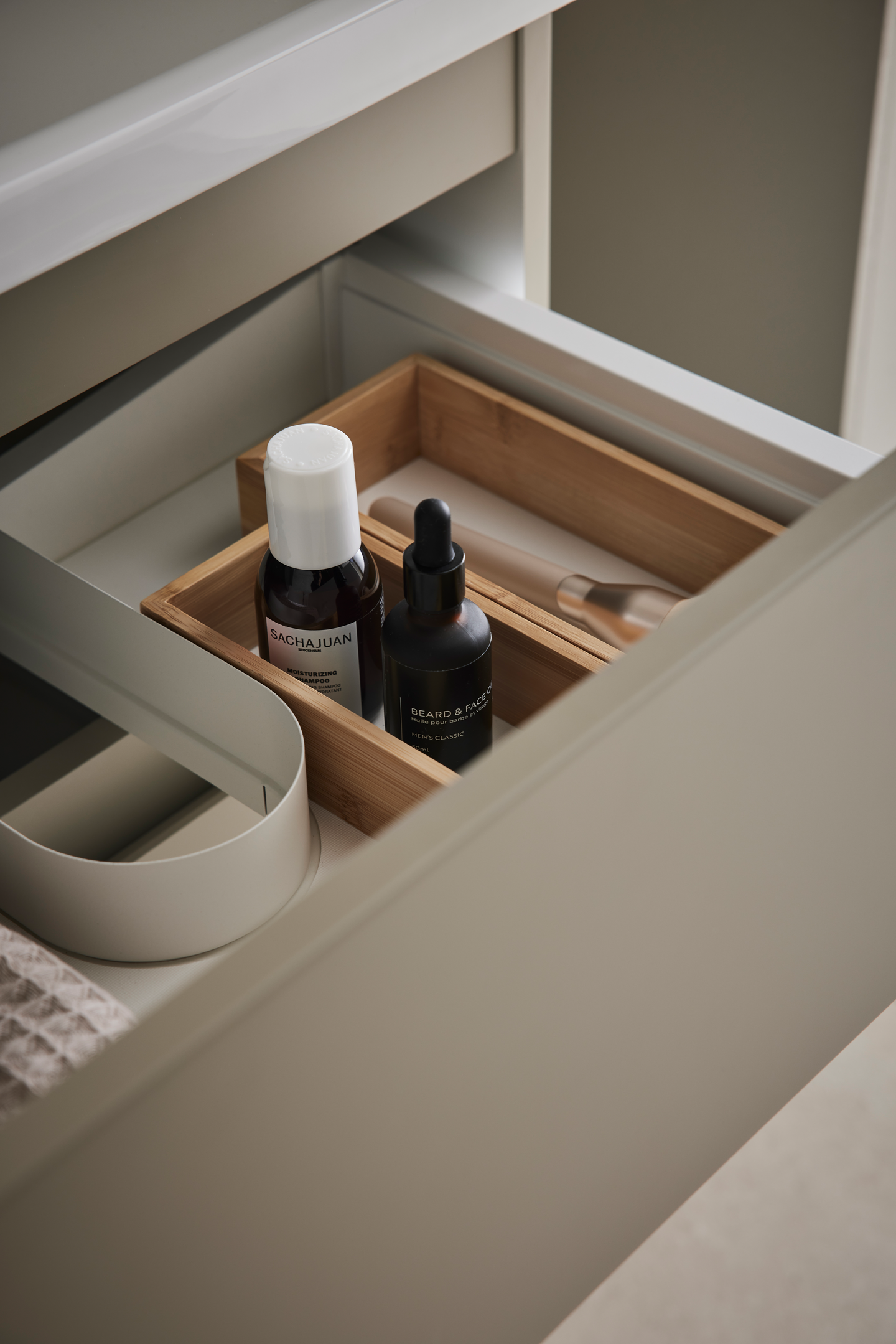 KOMMOD HAFA CLAY 600 MÖRK BEIGE SUN