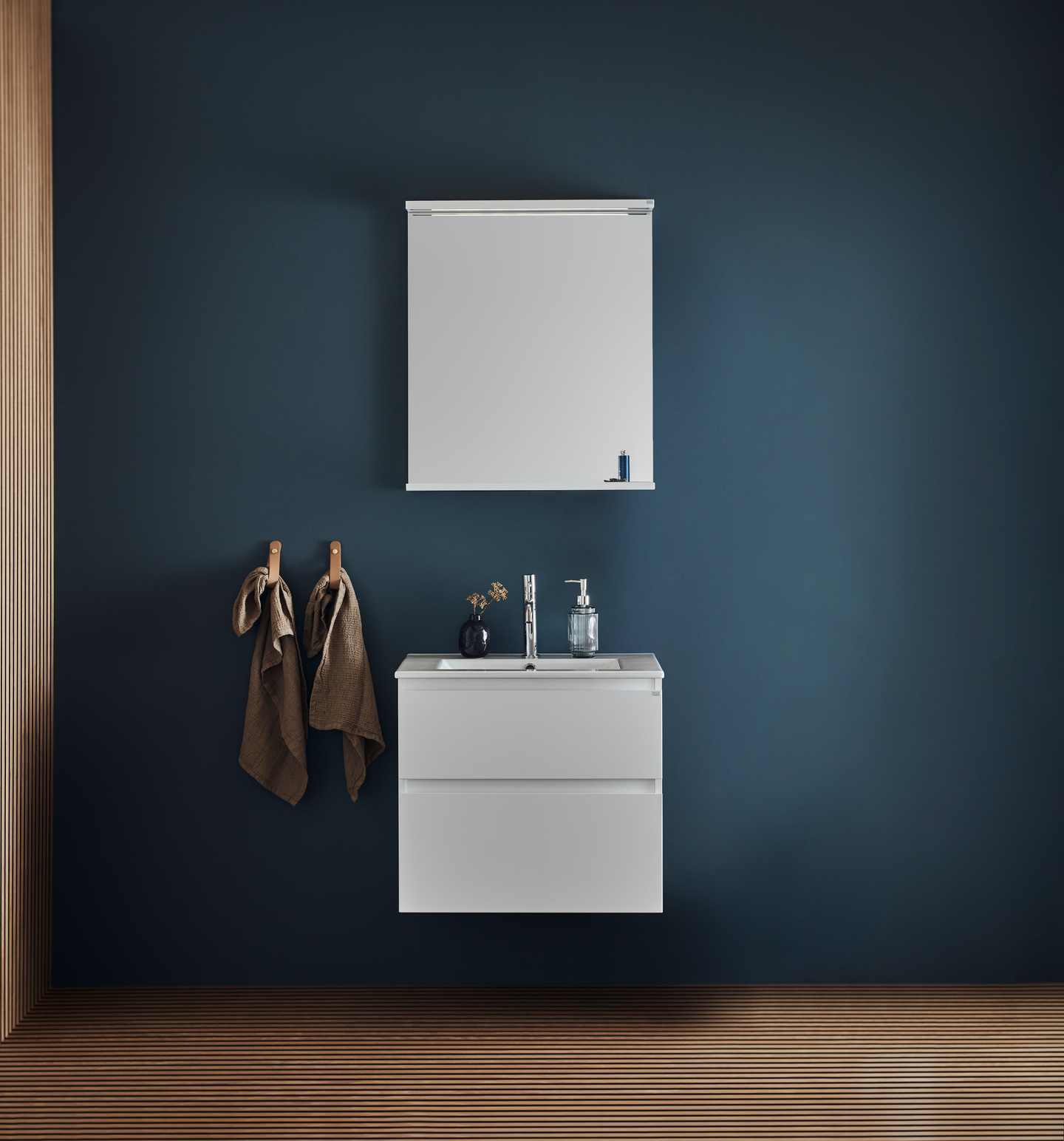 TVÄTTSTÄLLSSKÅP HAFA STYLE 600, KOMPLETT VIT MATT