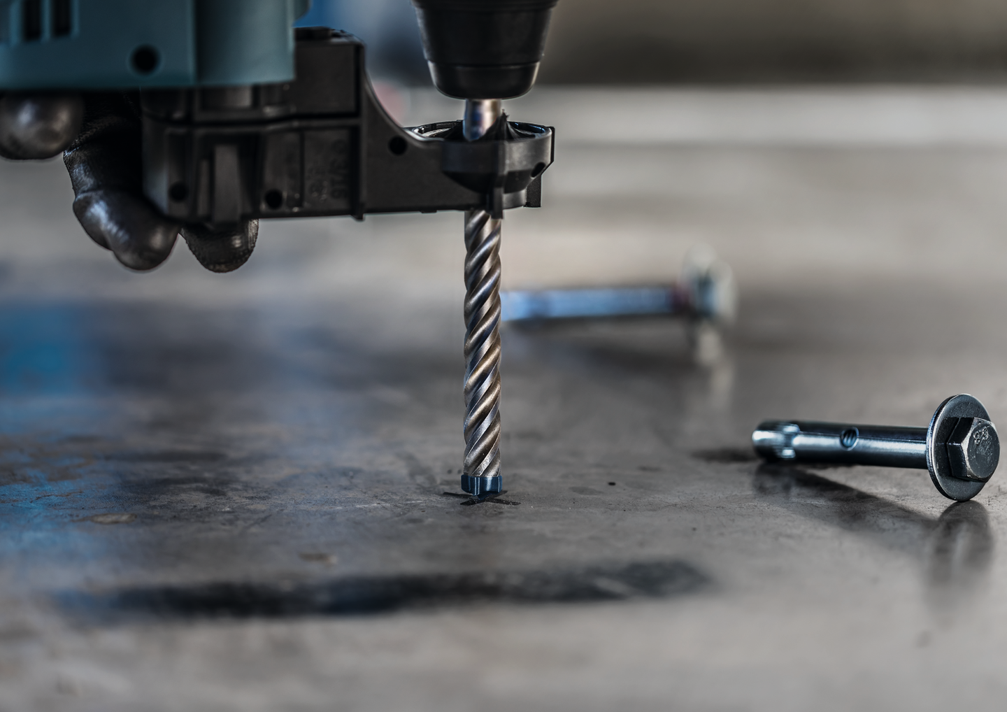 HAMMARBORR BOSCH PLUS-7X 4X165MM