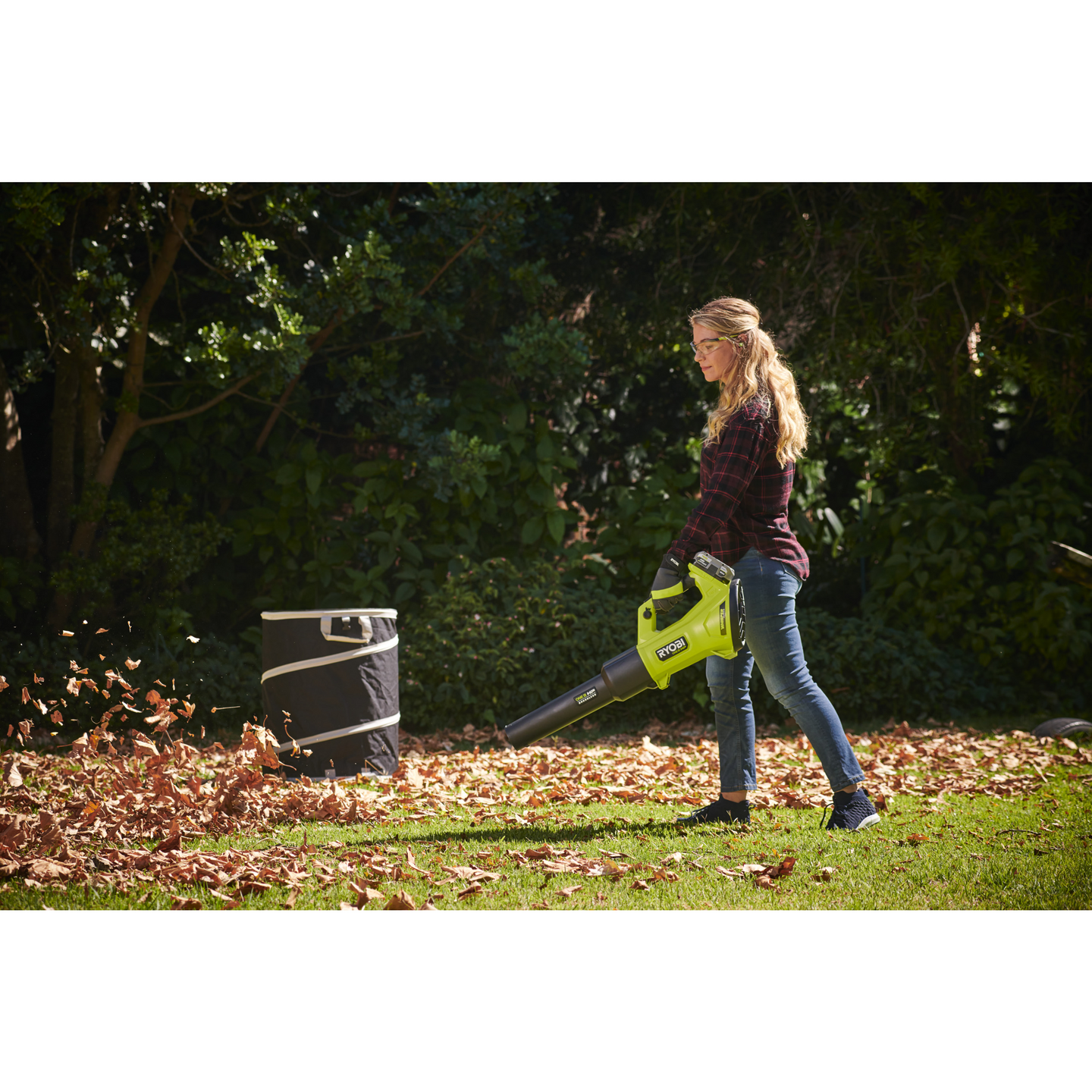 LÖVBLÅS RYOBI RY18BLXD