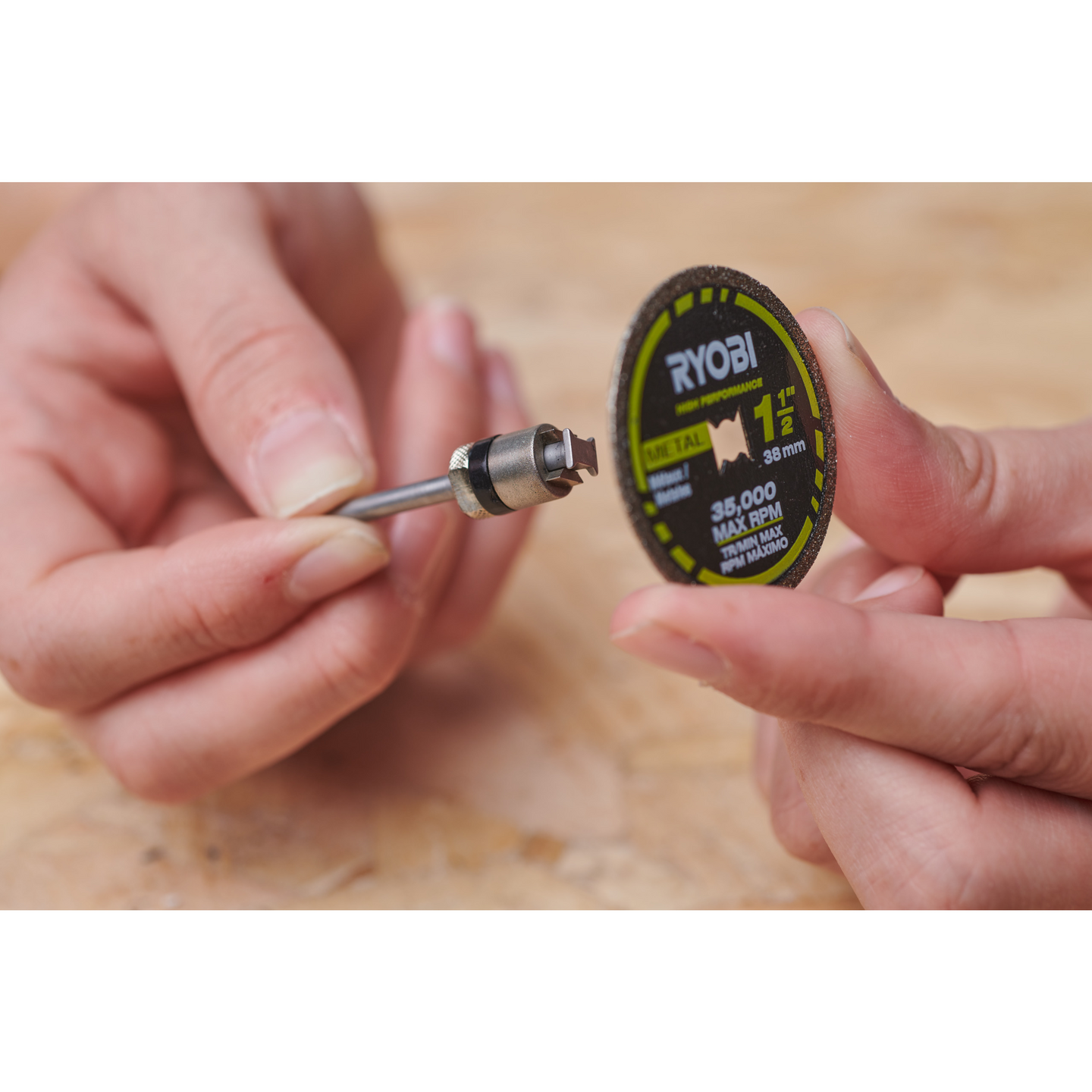 Kara Ryobi Twist Lock  3,2mm