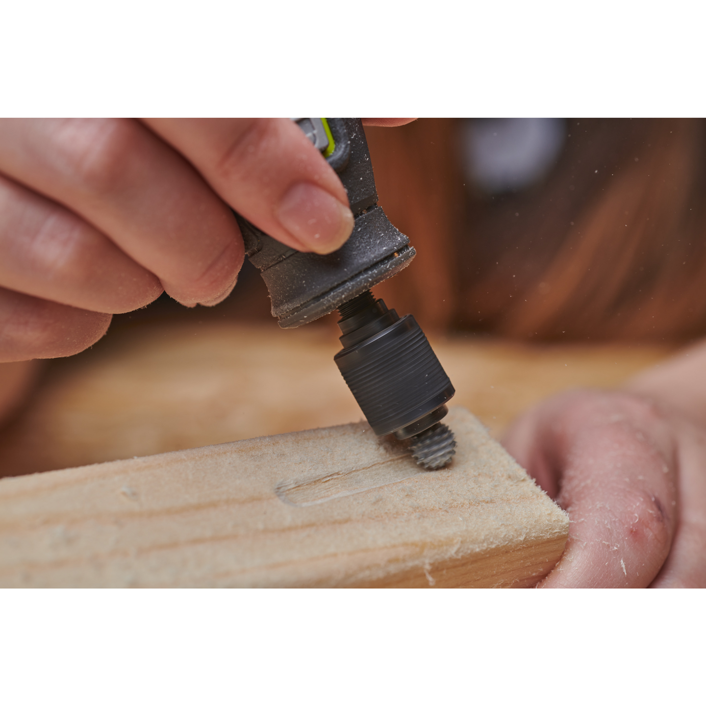 Kovametallijyrsin Ryobi struktuurihammastettu karkeaan viimeistelyyn