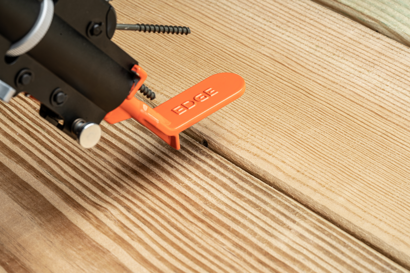 TRALLSKRUV CAMO ROSTFRI 60X4,2MM