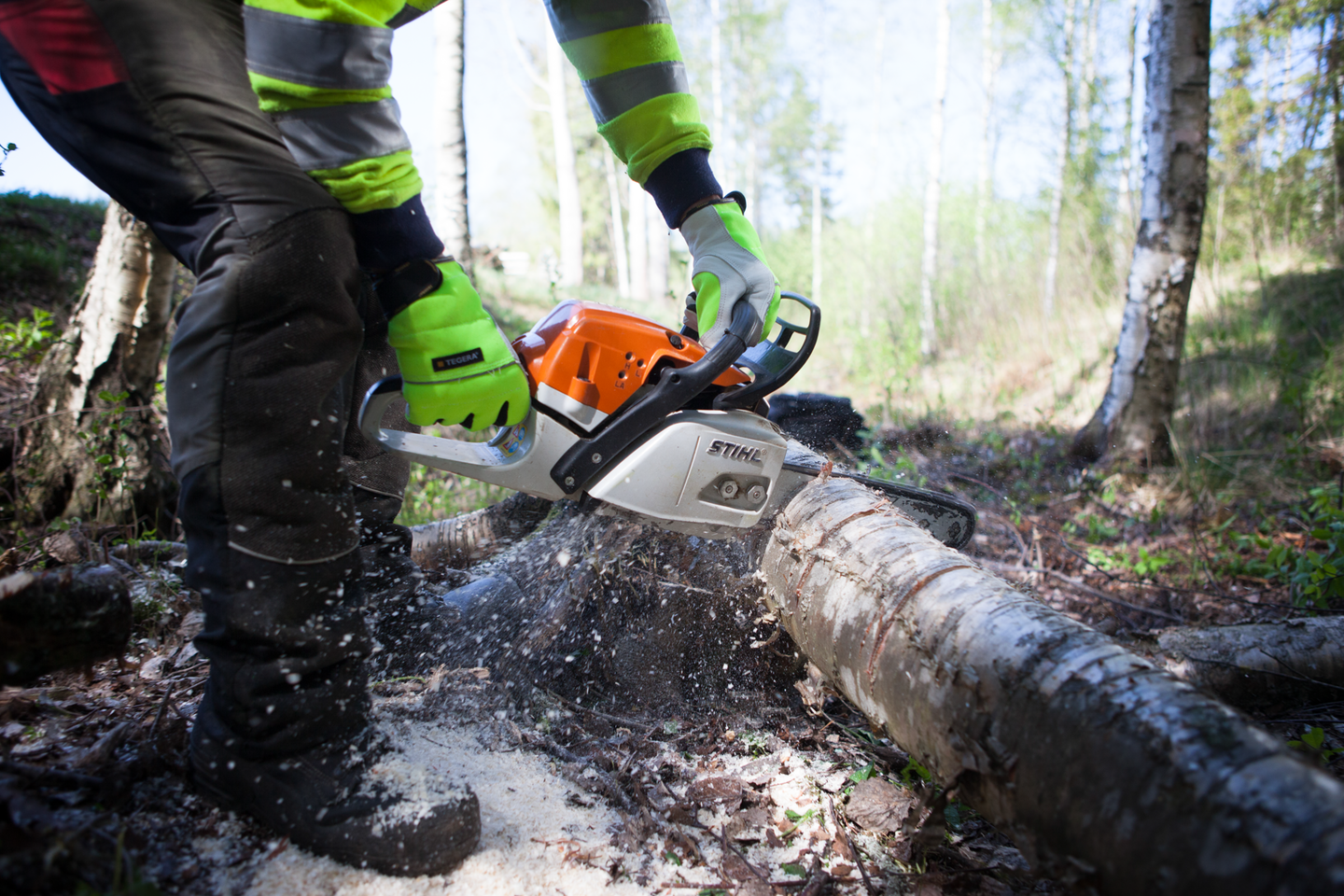 Käsineet TEGERA 951 moottorisaha viiltosuojattu EN 388