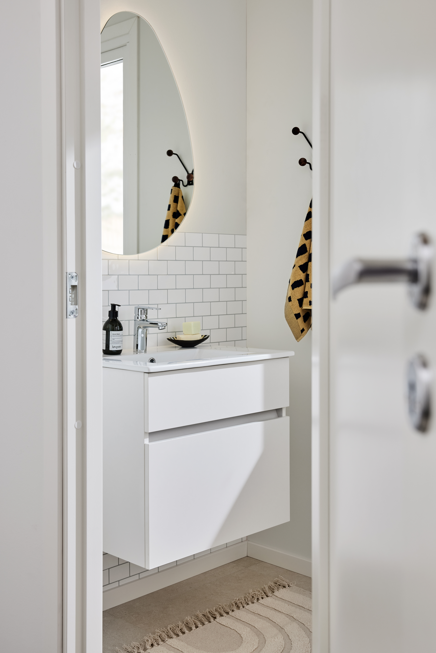 TVÄTTSTÄLLSSKÅP NORO NOVA VIT 600 M TVÄTTSTÄLL