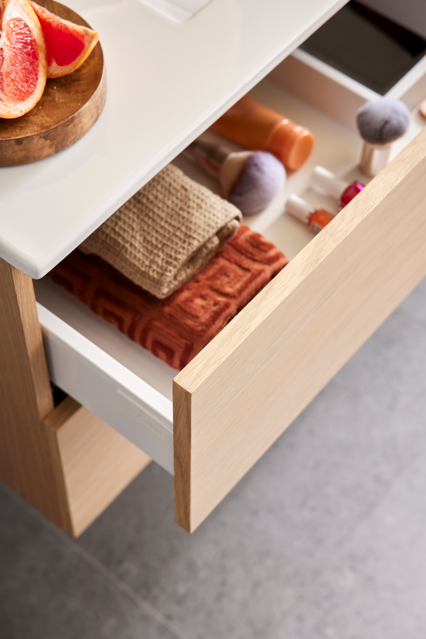 TVÄTTSTÄLLSSKÅP HAFA GO 2 LÅDOR LJUS EK 600