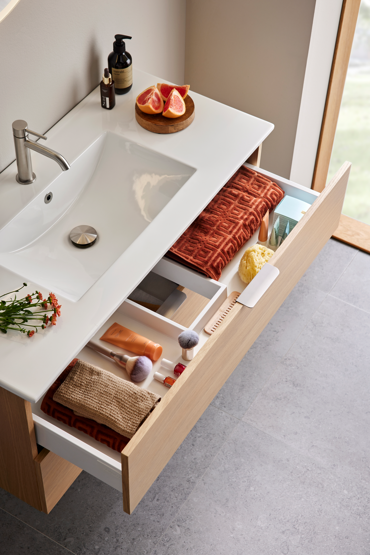 TVÄTTSTÄLLSSKÅP HAFA GO 2 LÅDOR, MÖRK EK 600