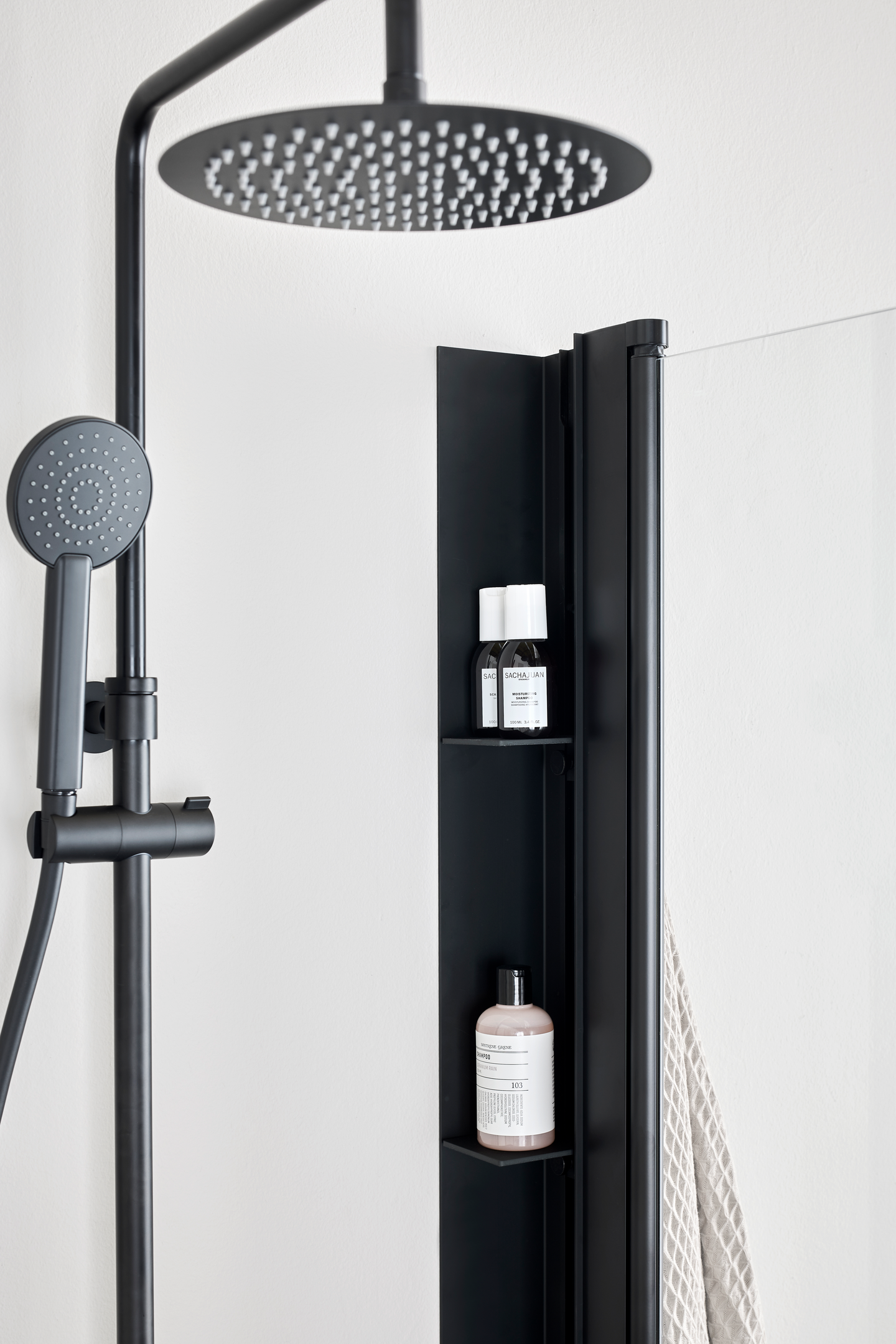 DUSCHHYLLA HAFA PLACE SVART