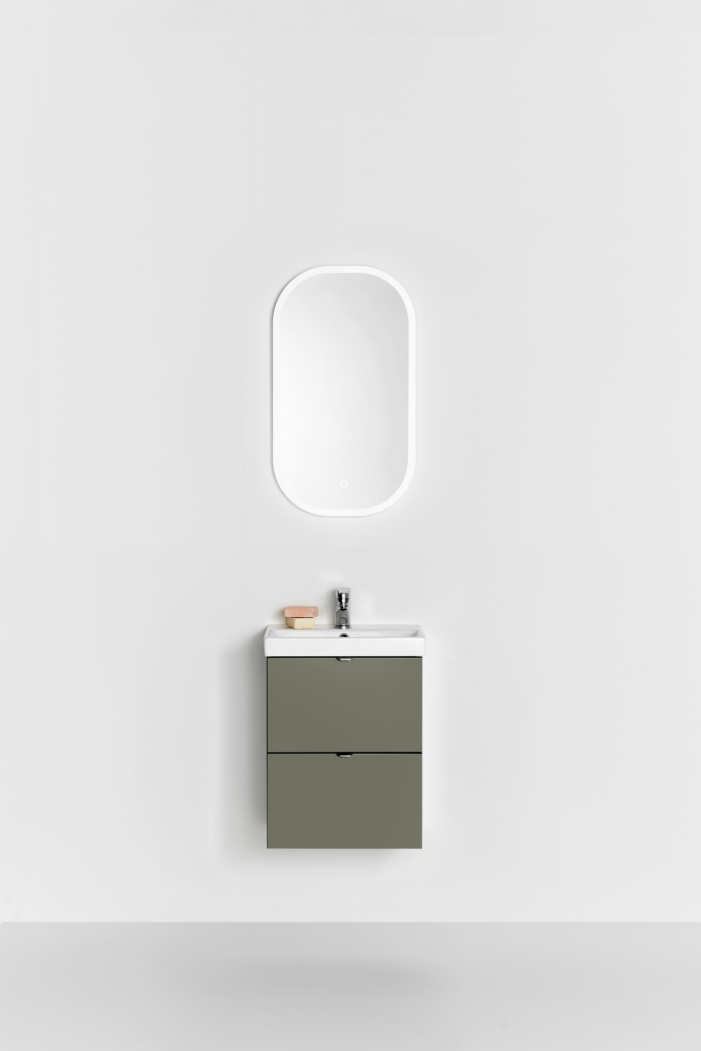 KOMMOD HAFA NEAT LÅDOR VARM GRÅ 420 M TVÄTTSTÄLL