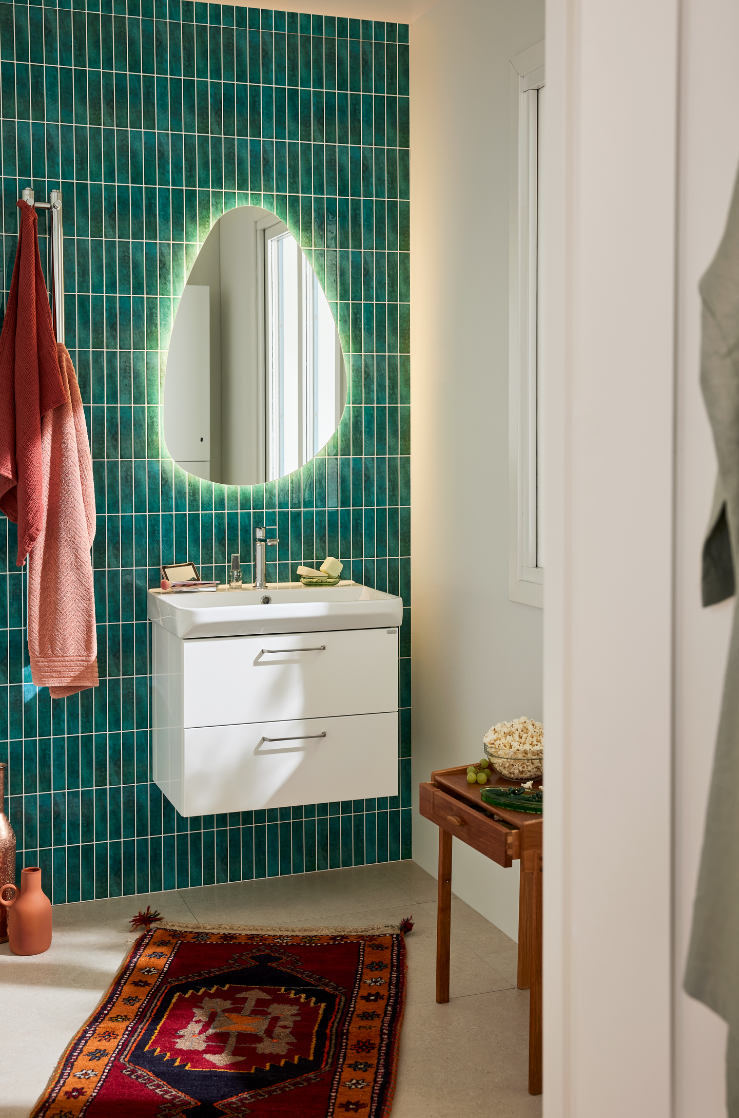 TVÄTTSTÄLLSSKÅP NORO AIR VIT 600, M TVÄTTSTÄLL