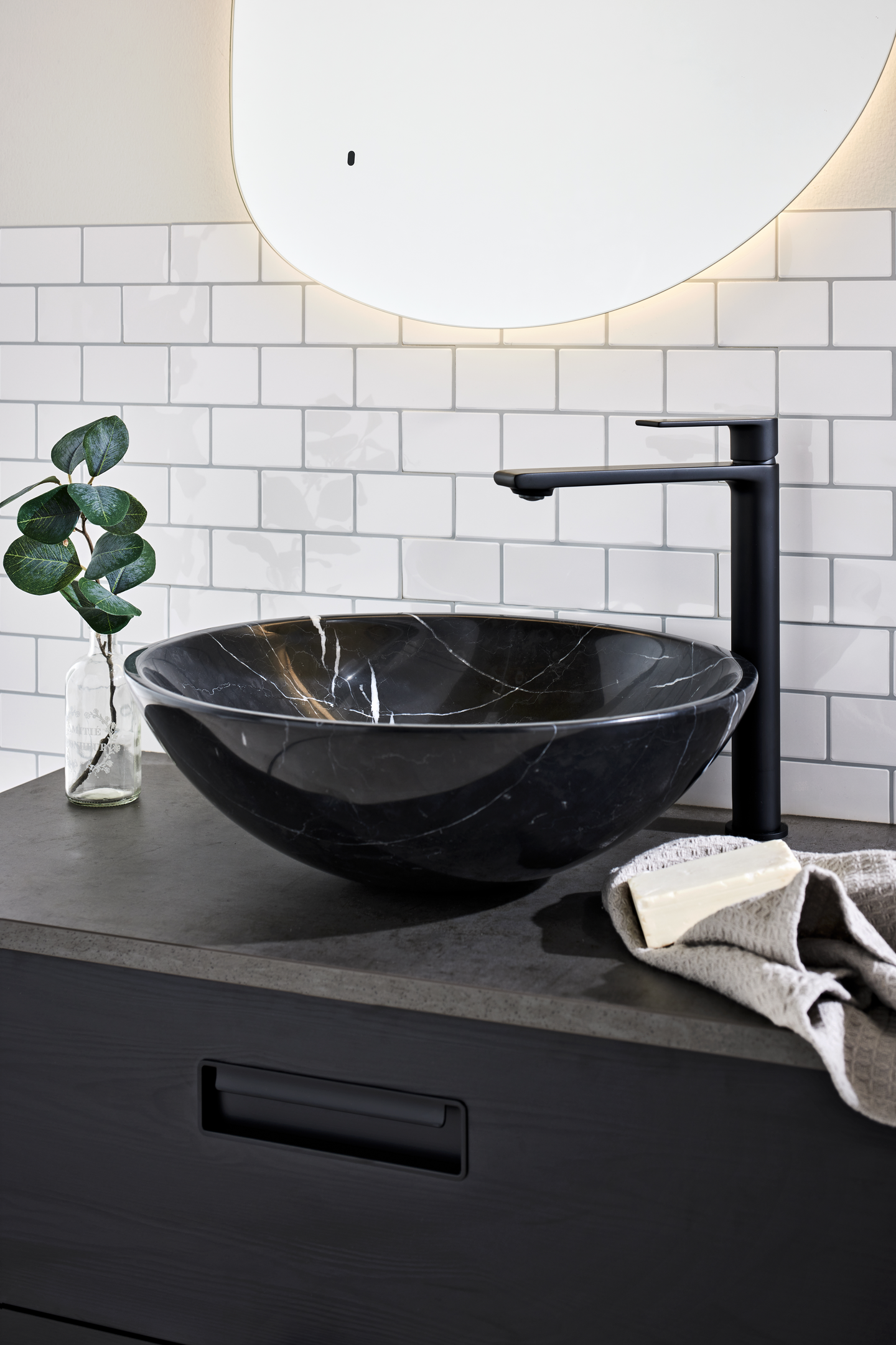 TVÄTTSTÄLL NORO MARBLE SVART