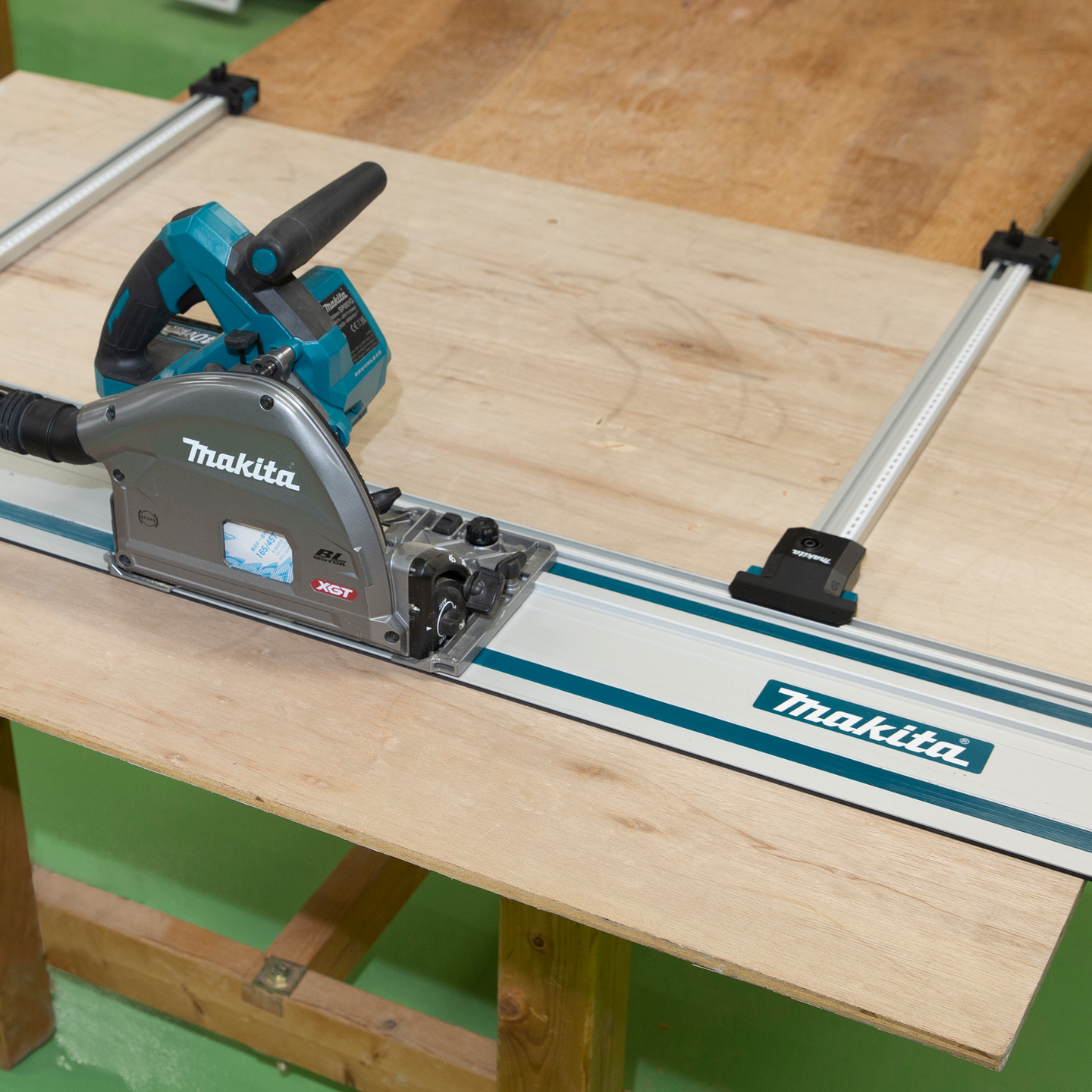 Suuntausohjainpari Makita ohjauskiskolle