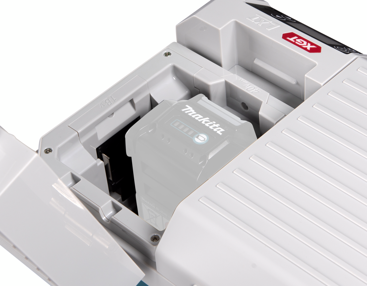 Kylmä- ja lämpölaukku Makita CW003GZ 18V LXT, 40V XGT tai 230V runko