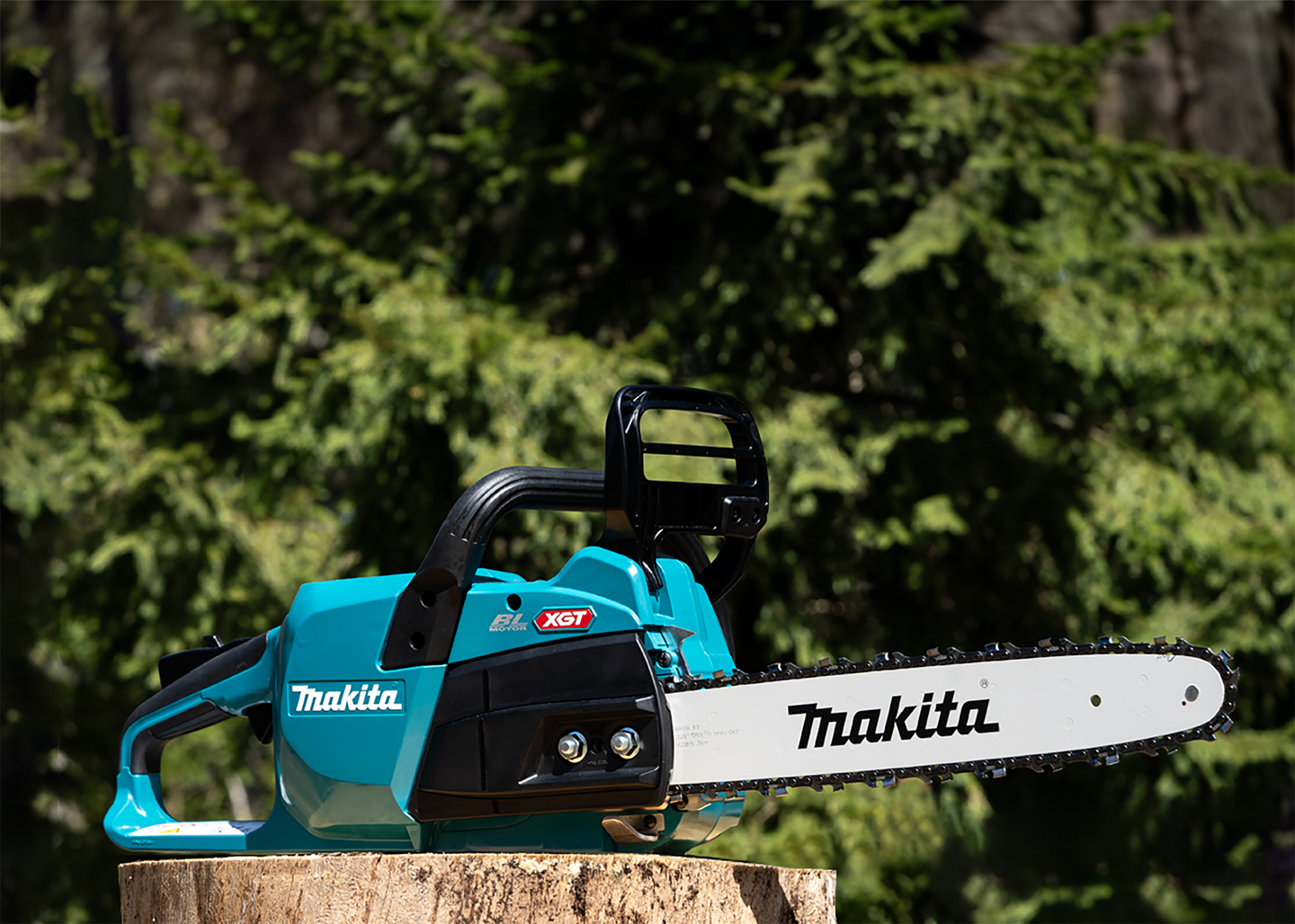 Akkuketjusaha Makita UC025GZ 40V XGT runkoversio