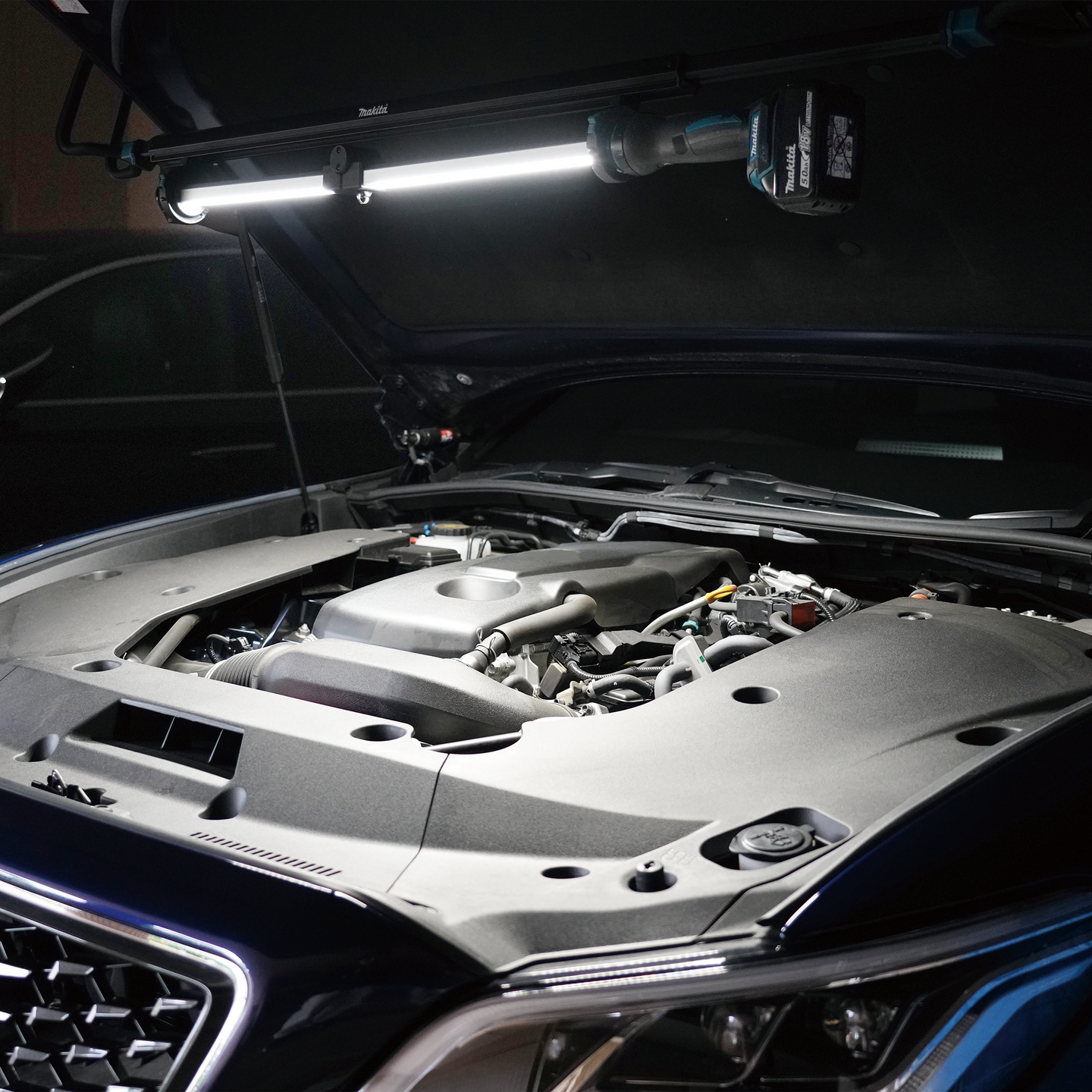 Valaisin Makita DML818 LXT 18V 1700lm