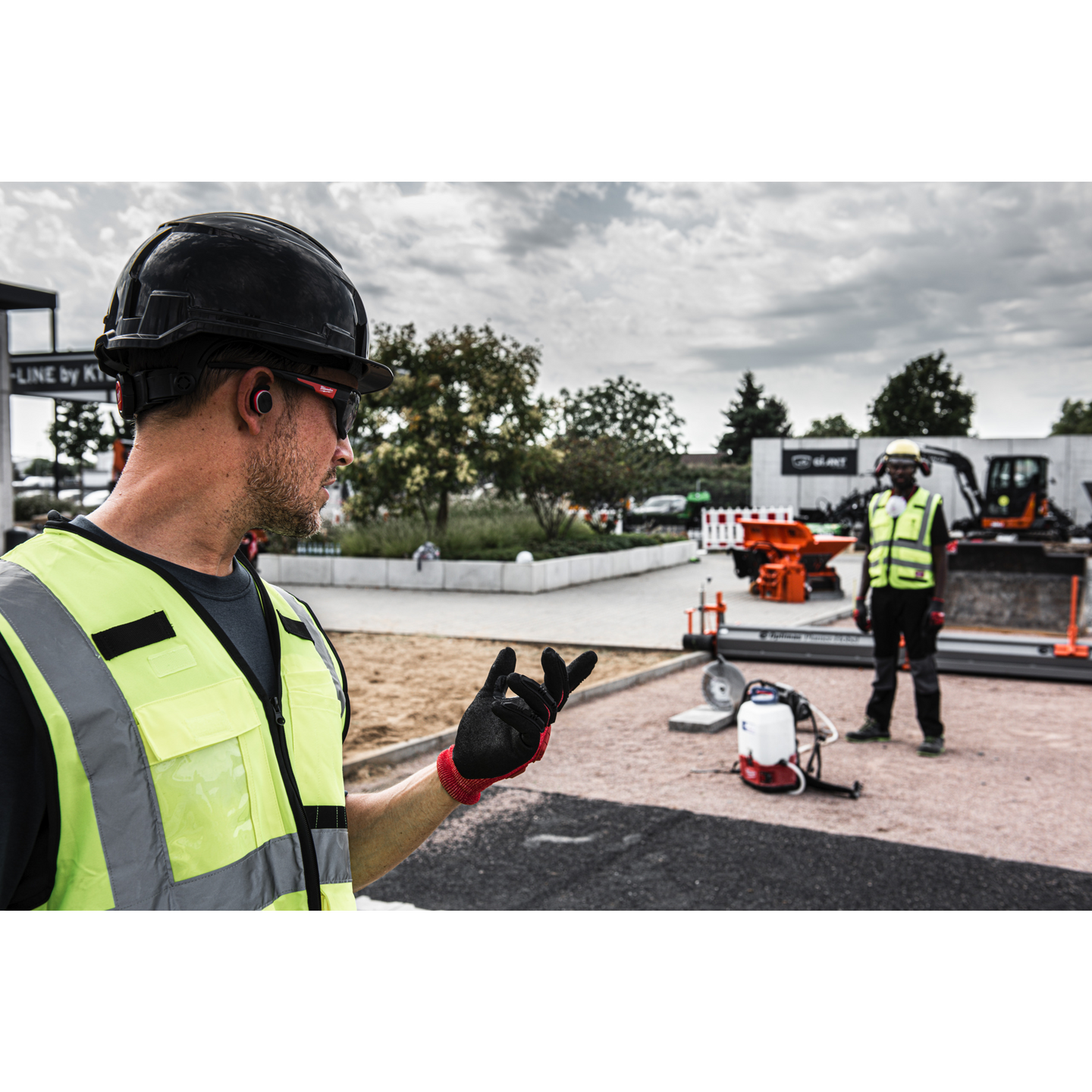 HÖRSELSKYDD MILWAUKEE BLÅTAND L4, RLEPB-301