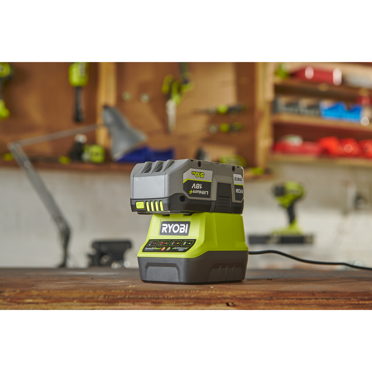 BATTERI 18V + LADDARE RYOBI RC18120-150