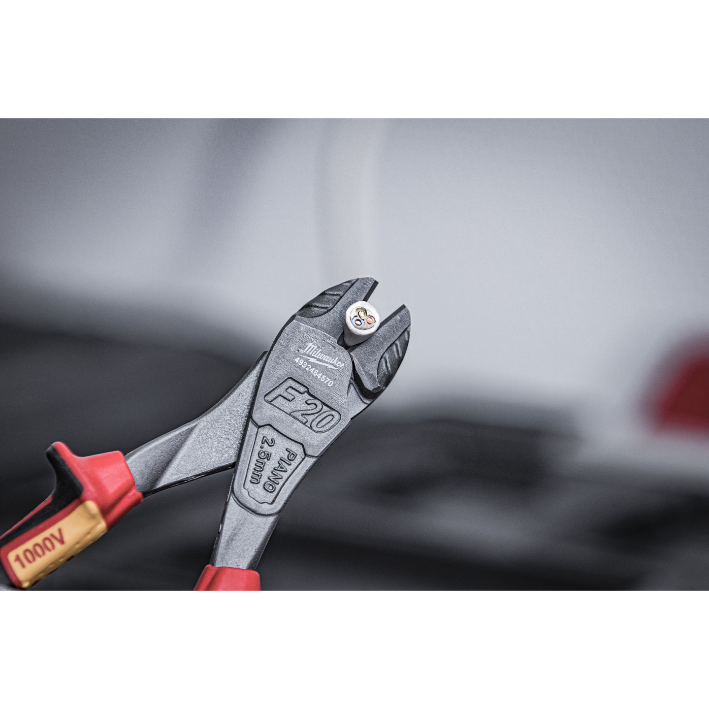 SIDAVBITARE MILWAUKEE HD VDE 200MM