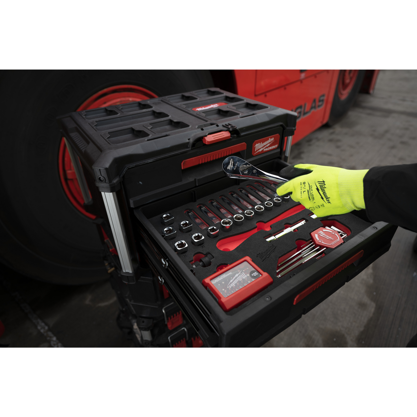 HYLSNYCKEL MILWAUKEE 1/2T INSEX SKUM 65S