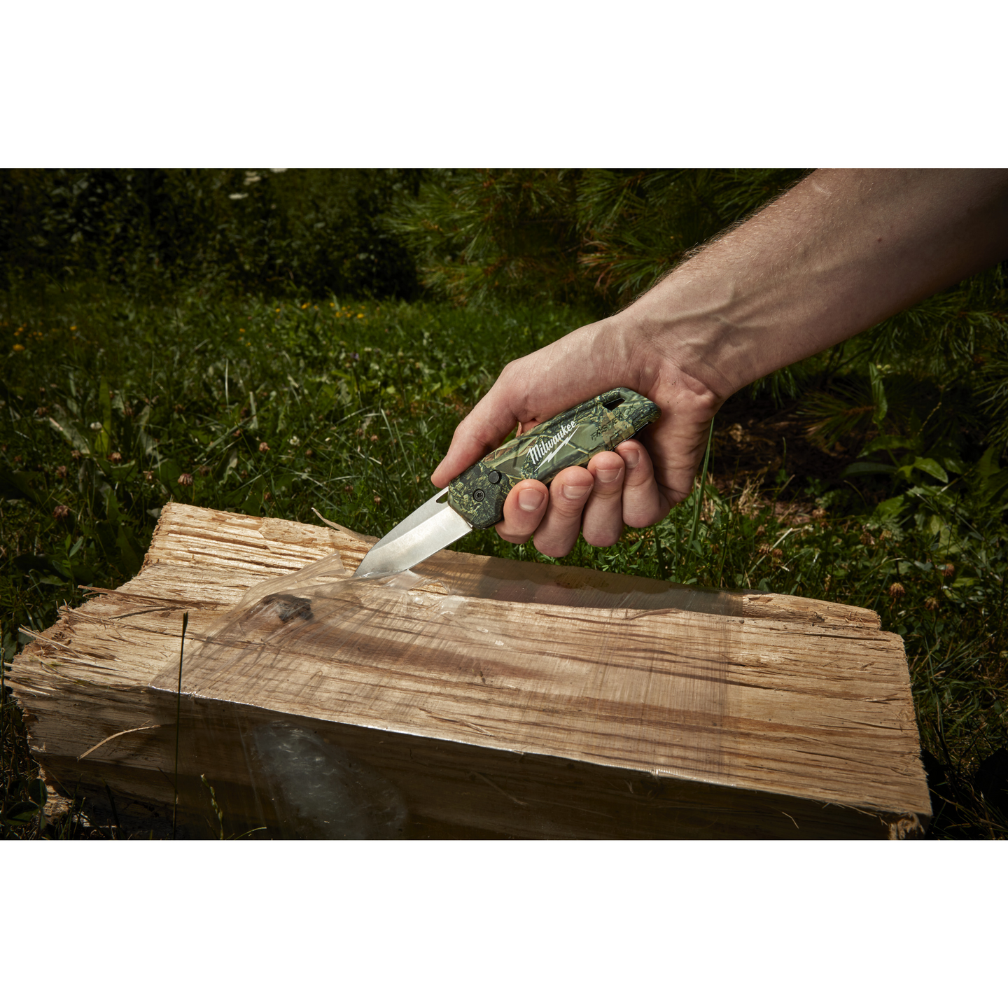 FÄLLKNIV MILWAUKEE FASTBACK FAST BLAD, CAMOUFLAGE