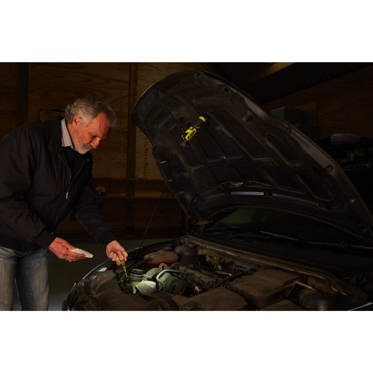 FICKLAMPA RYOBI KIT RLP4-120G