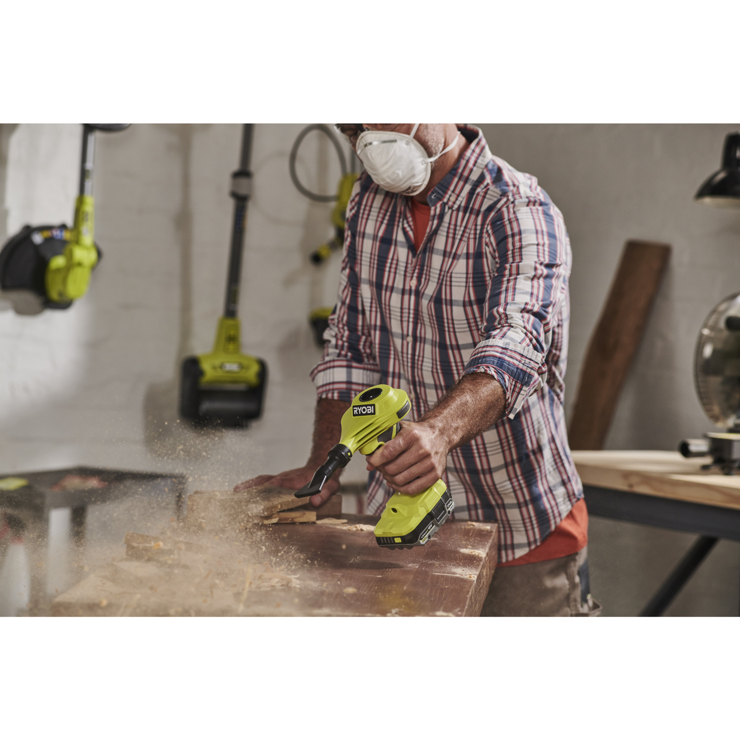 Ilmapumppu/mini-puhallin RYOBI RVI18-0 18V ONE+ ei akkua