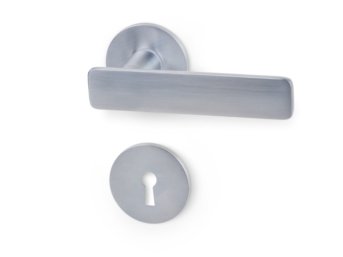 DÖRRHANDTAG MONACO B KROM MED NYCKELSKYLT