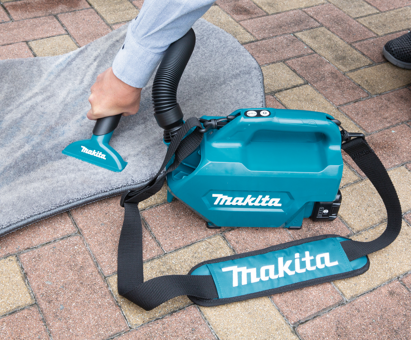 Mattosuulake Makita 459056-4 malleille DCL184 ja CL121DD