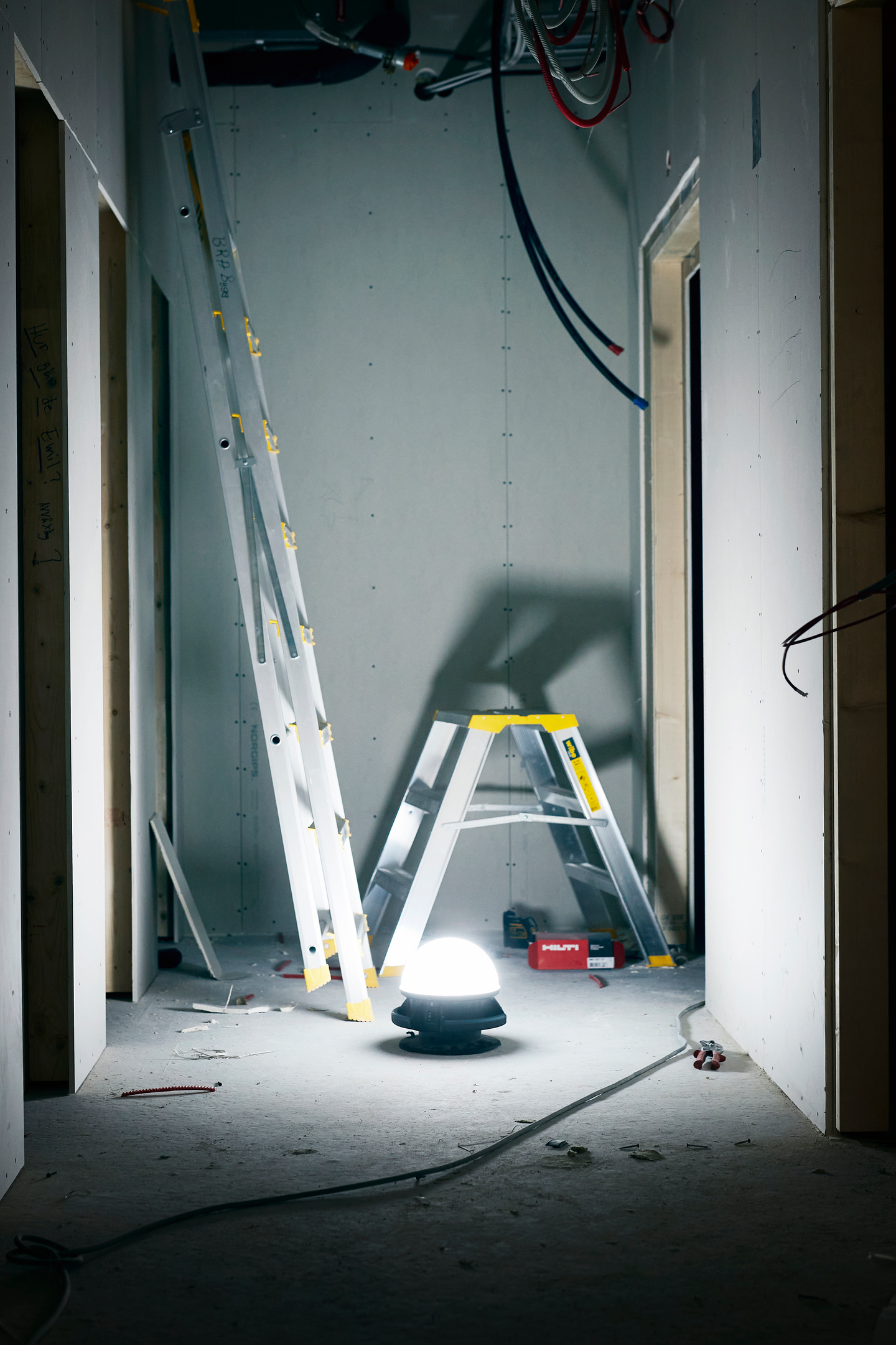 ARBETSLAMPA SHINE 4500 RE APP MARELD