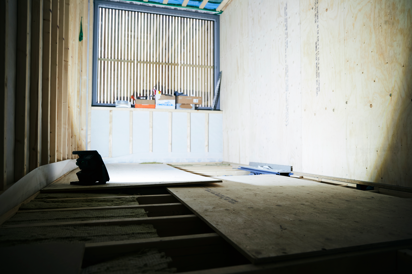 ARBETSLAMPA BANY MARELD 6000 APP