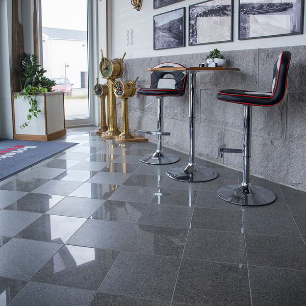 GOLVPLATTA BENDERS BOHUS FINSLIPAD GRÅ, 305X305X10MM