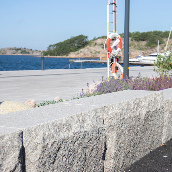 BLOCKSTENSMUR BENDERS BOHUS DUBBE MOD, 700-2800X200X500(350)MM GRÅ