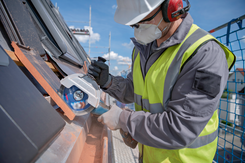 VINKELSLIP BOSCH GWS 18V-180 P SOLO