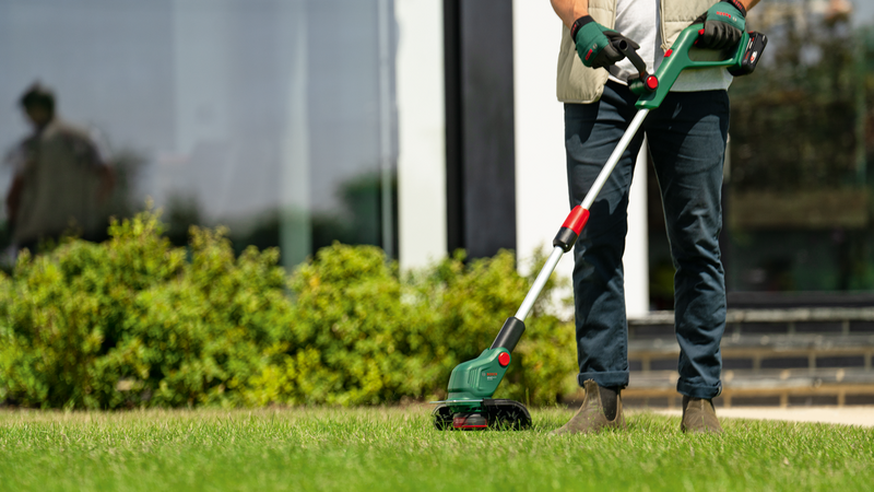 Akkuruohotrimmeri Bosch UniversalGrassCut 18V-23-450 Solo + lisäsiima