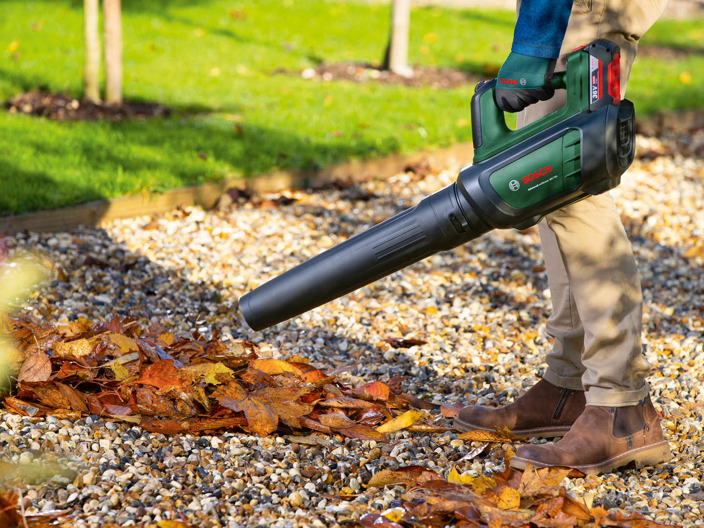Akkulehtipuhallin Bosch AdvancedLeafBlower 36V-750 Solo