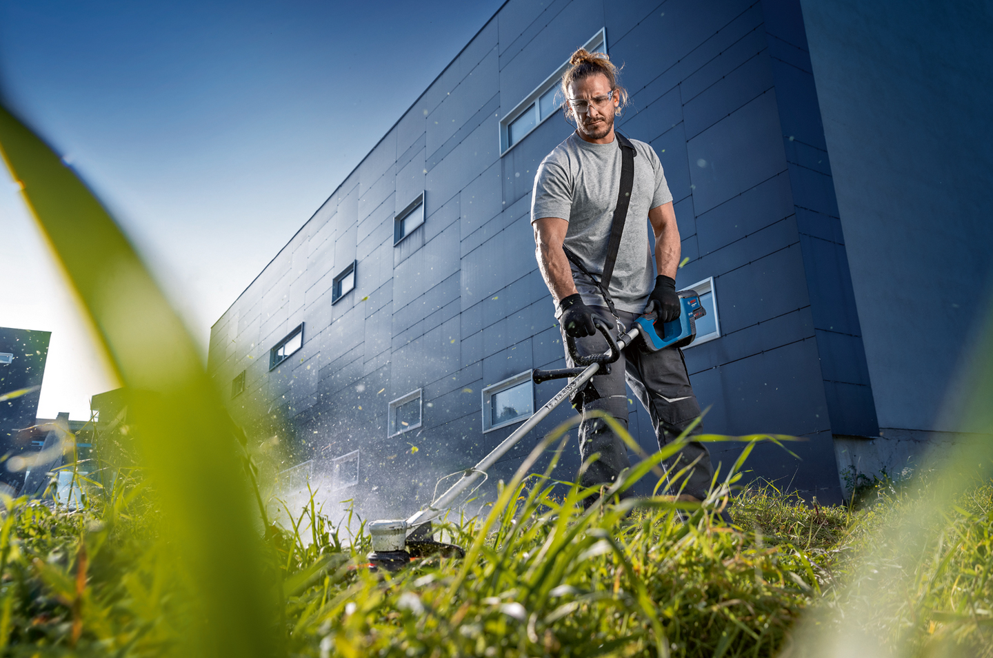 Akkuruohotrimmeri Bosch GRT 18V-33 Solo