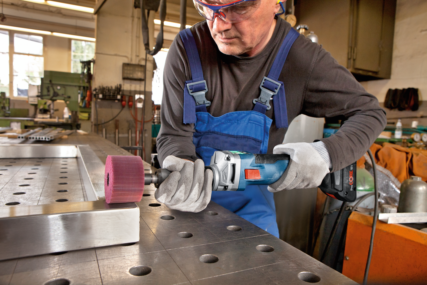 SLIPMASKIN BOSCH RAK GGS 18V-10 SLC SOLO L-BOXX